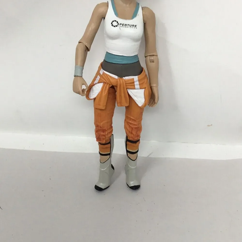 NECA Portal 2 CHELL 7-Inch Scale Action Figure No Portal Gun